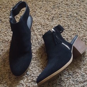 Black Booties Baretraps Size 6